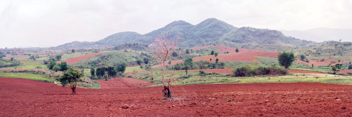 ดอยแง่ม” เมื่อปี พ.ศ. 2540 สถานที่จัดตั้งมหาวิทยาลัยแม่ฟ้าหลวง
