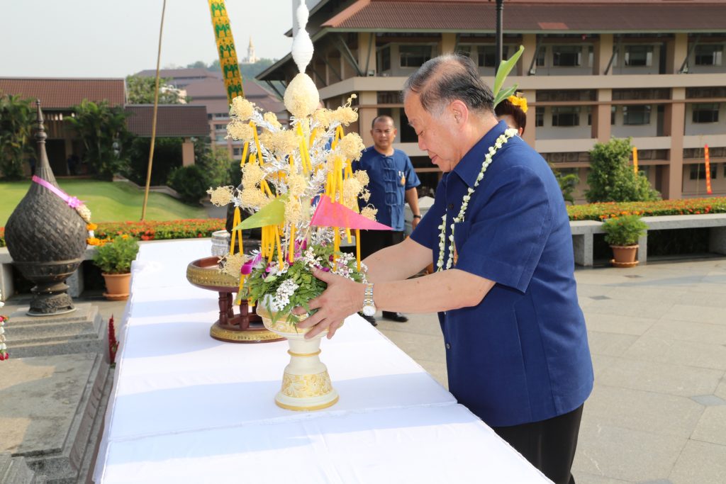 พิธีดำหัวอธิการบดีมหาวิทยาลัยแม่ฟ้าหลวง ประจำปี 2557