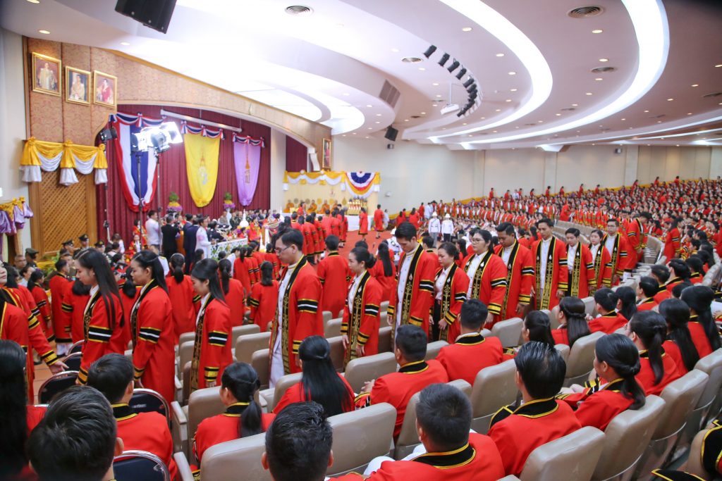 พิธีพระราชทานปริญญาบัตร มหาวิทยาลัยแม่ฟ้าหลวง ครั้งที่ 16 ประจำปีการศึกษา 2560